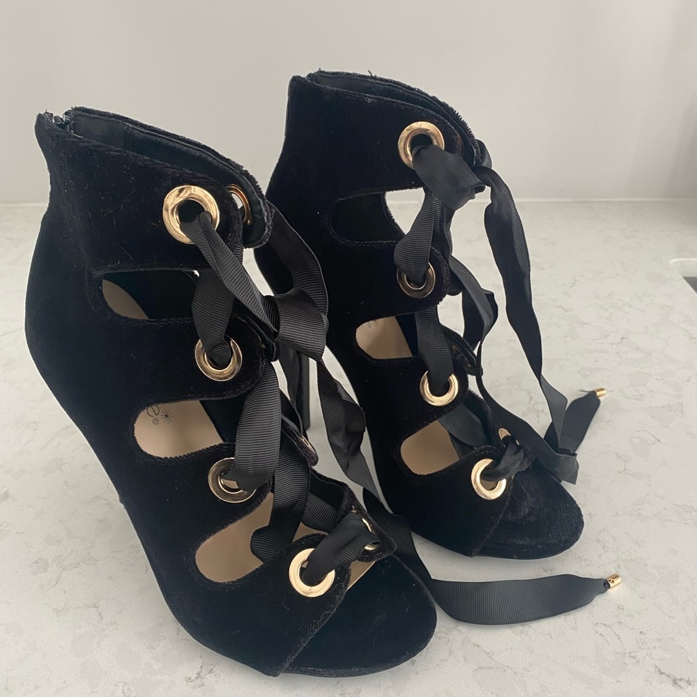 Shoedazzle Lace Up Heels